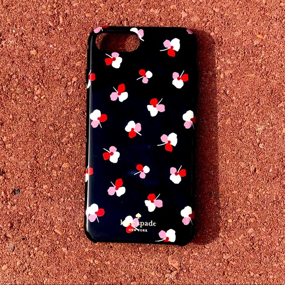 Kate Spade iPhone 8 Plus Case reposhing wrong size